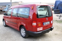 roter VW Caddy